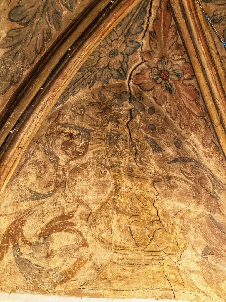 Detalle techo antigua capilla